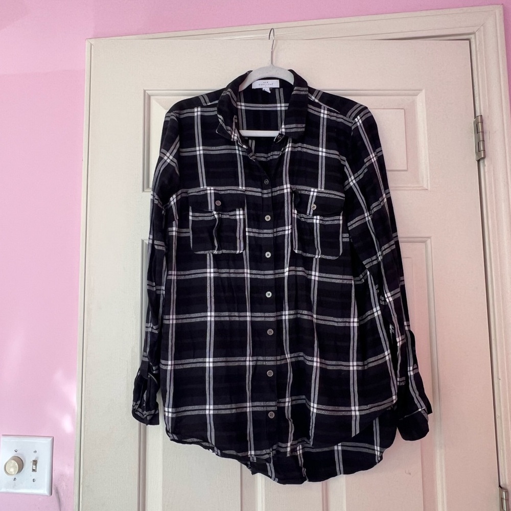Woman’s New Directions Plaid Button Down Long Sleeve Shirt